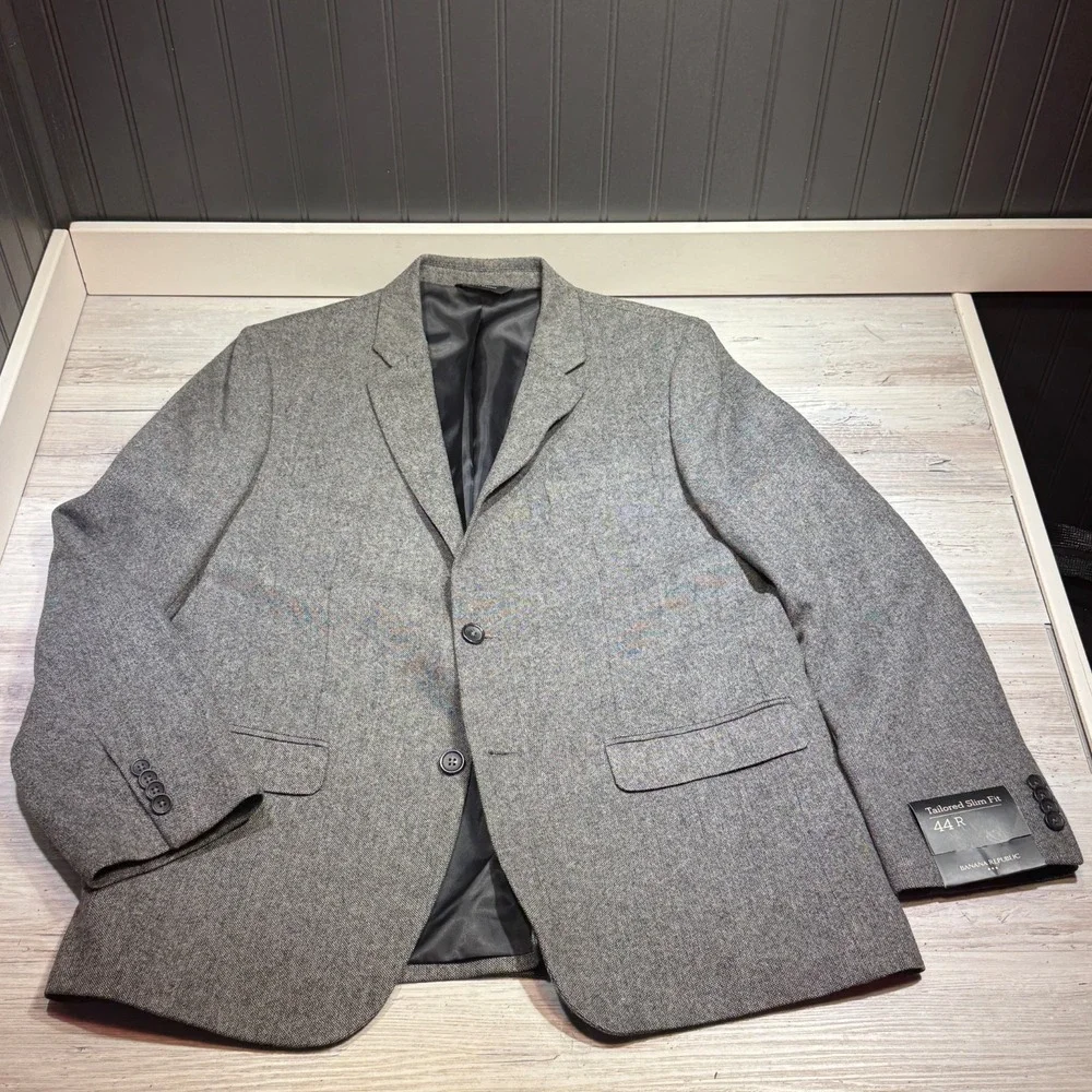 NWT Banana Republic Sport Blazer Men's‎ 44R Wool Blend Tailored Fit Gray